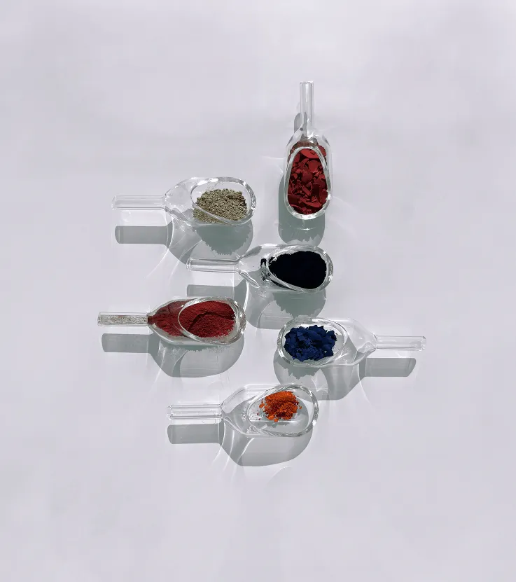 Pigments et colorants Pili dans des sabots de verre