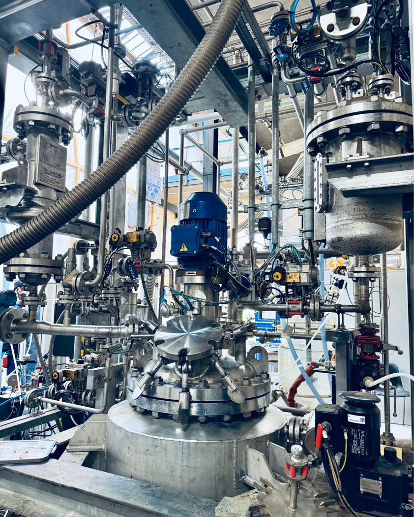 Réacteur pour le procédé de chimie situé sur notre unité pilote